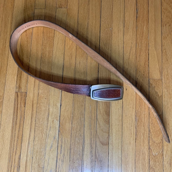 🇨🇦 BRAVE Leather Belt with unique buckle - Picture 3 of 8